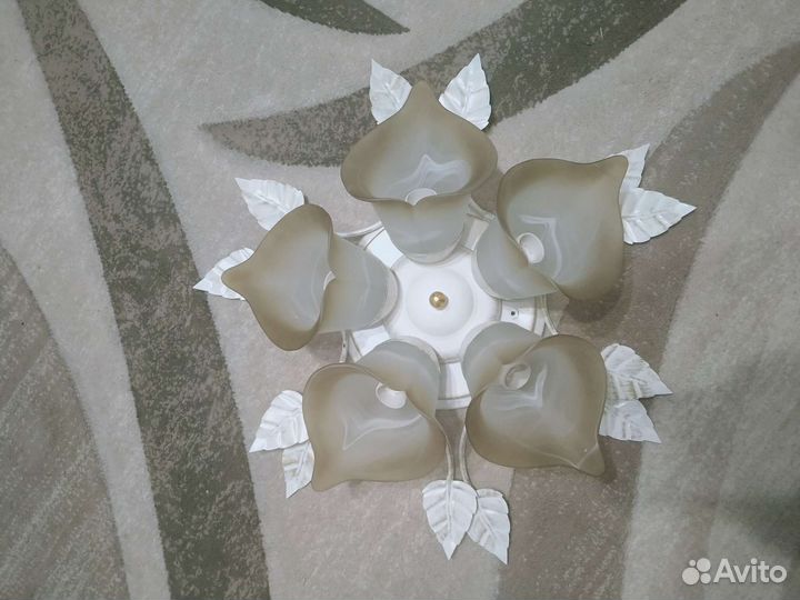 Люстра потолочная бу