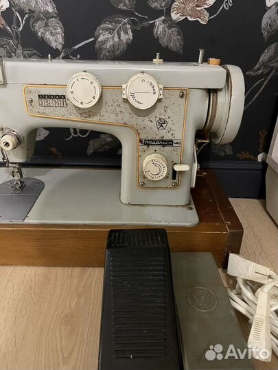 Швейная машинка подольск 142