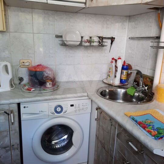 Комната 10 м² в 3-к., 3/5 эт.