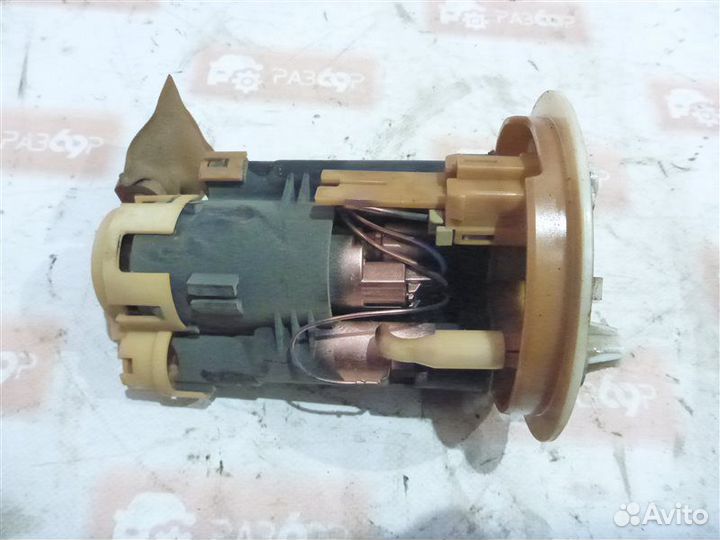 Насос топливный Mitsubishi Lancer CS1A 4G13 2004