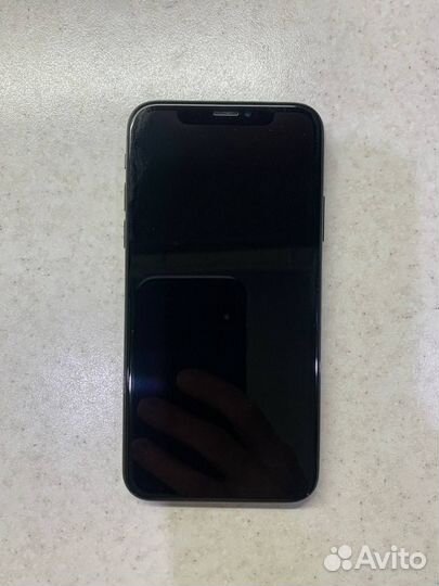 iPhone Xs, 64 ГБ
