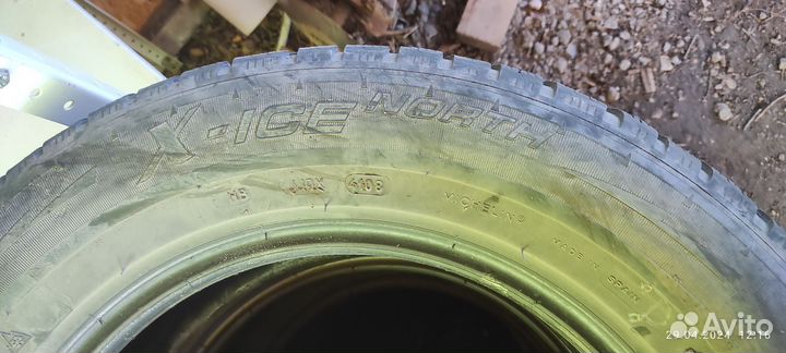 Michelin X-Ice North 215/65 R16