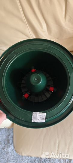 Подставка для ёлки с резервуаром для воды