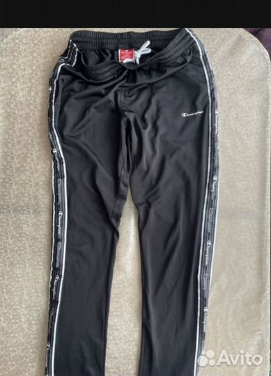 Спортивные штаны champion на лампасах
