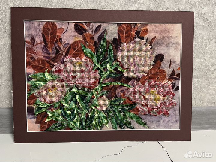 Картина вышитая бисером