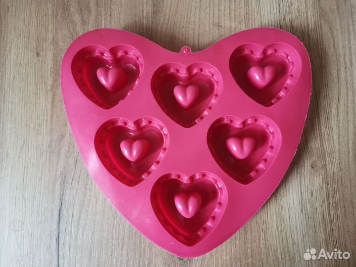 Форма силиконовая и другие мелочи для кухни