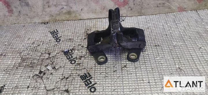 Петля дверная задний левый KIA sorento