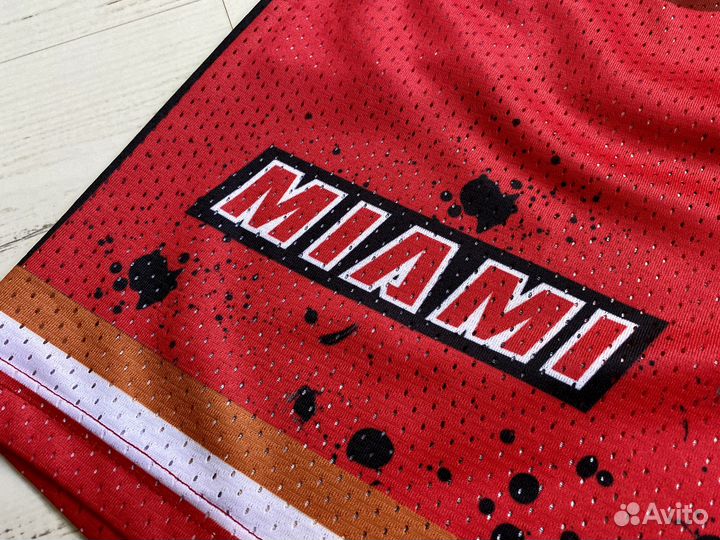 Баскетбольные шорты Miami Heat