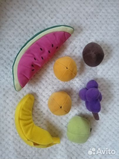 Набор фруктов в корзине IKEA