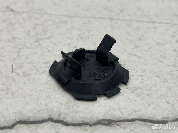 Заглушка декоративная Bmw E39 E53 E46 E83 M50 M52