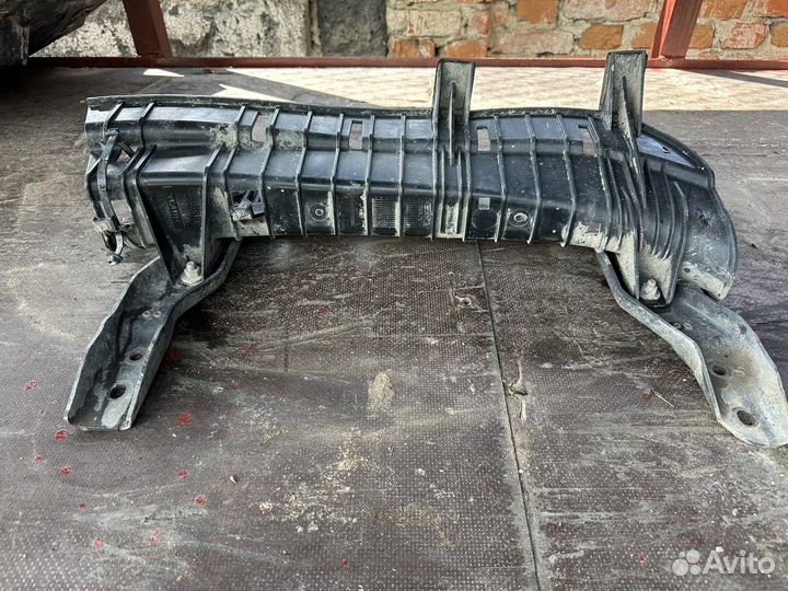 Держатель кабеля scania