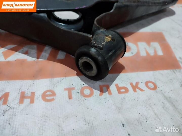 Рычаг левый нижний Mitsubishi Lancer 10 2008