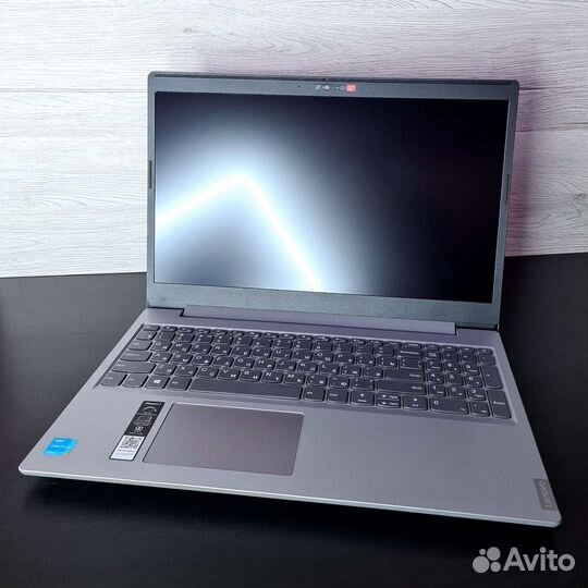 Новый Lenovo (15.6