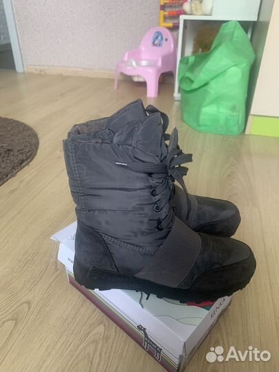 Дутики женские