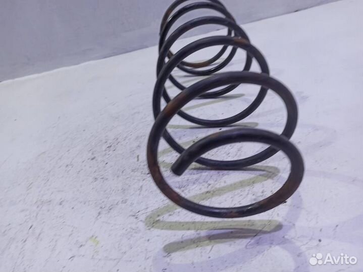 Пружина задняя Тойота