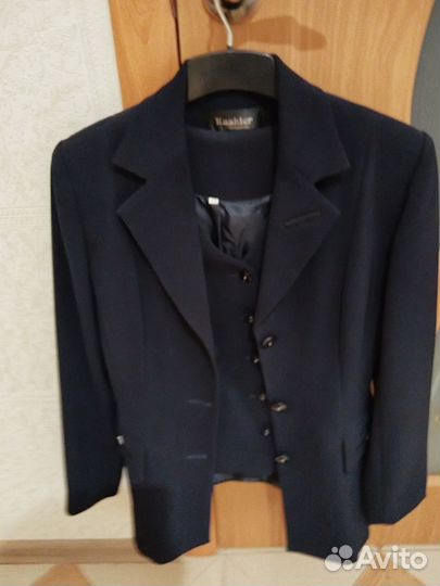 Школьный костюм