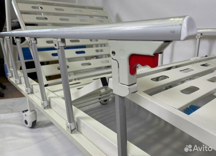 Медицинская функциональная кровать