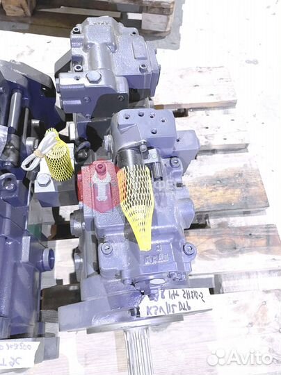 Основной насос Kobelco SK210LC-6E YN10V00023F1