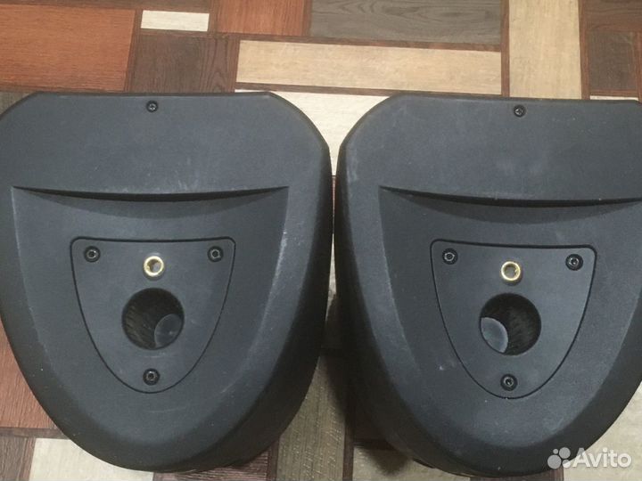 Акустические системы QSC I-282H