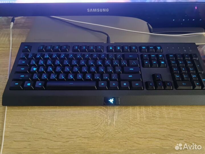 Игровая клавиатура razer