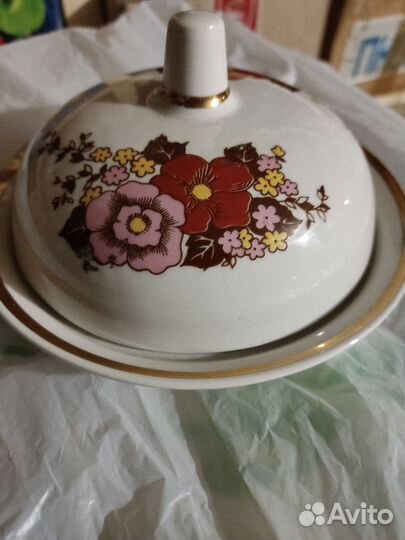 Салатник, креманка, маслёнка