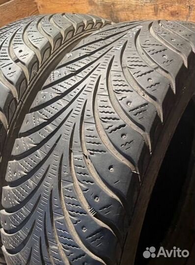 Goodyear UltraGrip Extreme 195/65 R15