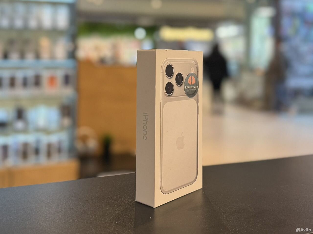 iPhone 17 Pro, 256 ГБ, eSIM