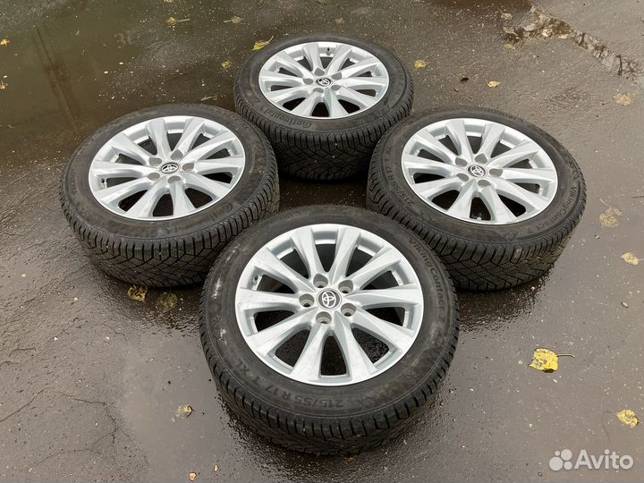 Toyota Camry 215 55 17 оригинальные