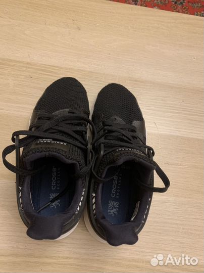 Кроссовки adidas 36