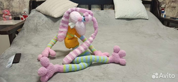 Вязаный заяц Бакс Банни