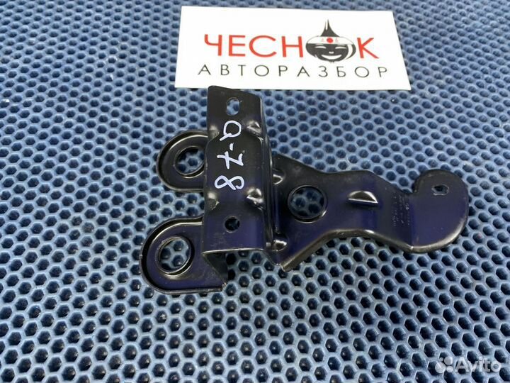 Кронштейн блока ABS Audi Q7