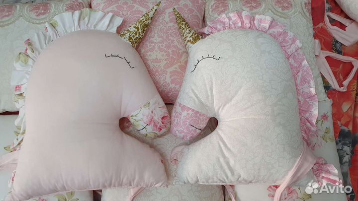 Бортики в детскую кроватку подушки