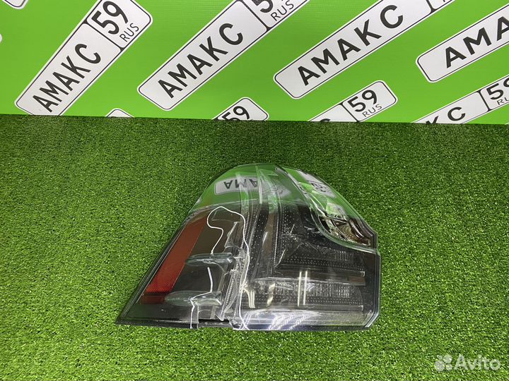 Фонарь задний левый наружный lexus LX