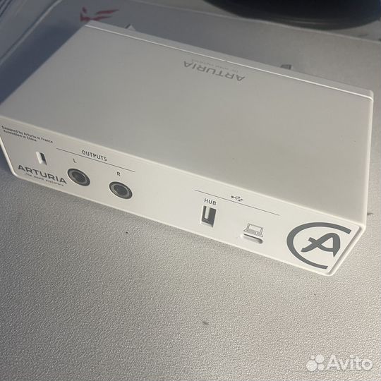 Внешняя звуковая карта Arturia Minifuse 1