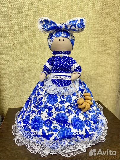 Кукла грелка на чайник