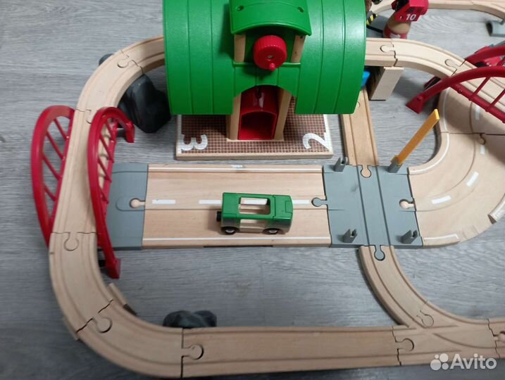 Деревянная железная дорога brio deluxe 33052