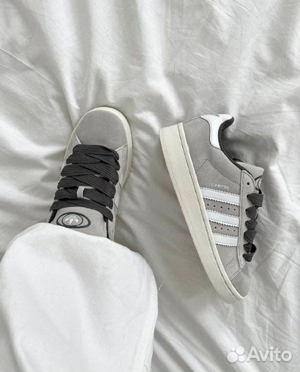 Кроссовки adidas кампус
