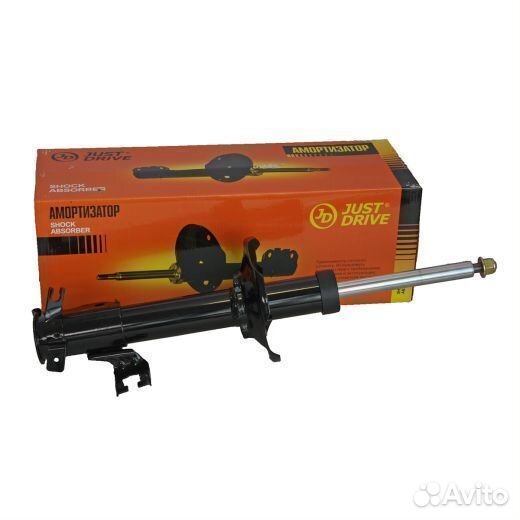 Стойка газомасляная перед левая на Nissan Sunny