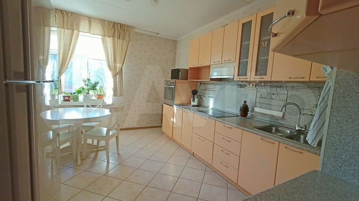 2-к. квартира, 75 м², 2/10 эт.