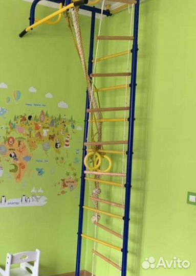 Шведская стенка с турником и брусьями