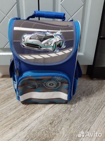 Портфель школьный