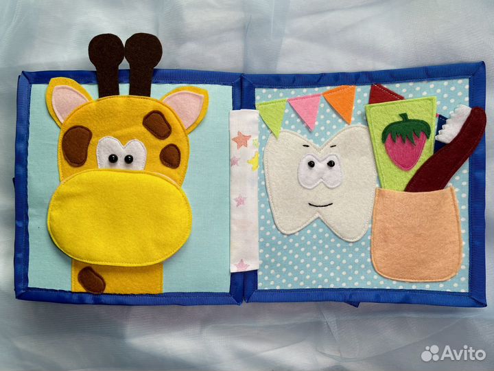 Книга развивайка из фетра