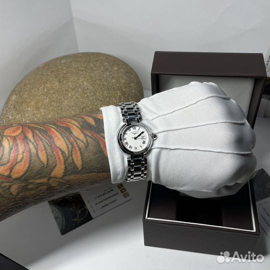 Женские наручные часы