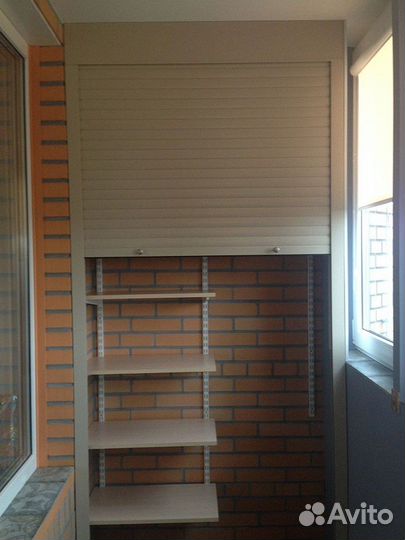 Шкаф с рольставнями на балкон на заказ