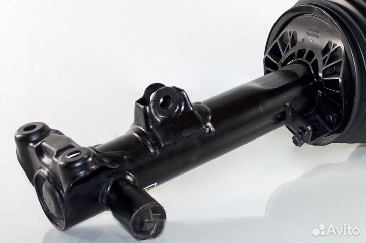 Пневмостойка Мерседес 218 CLS передняя