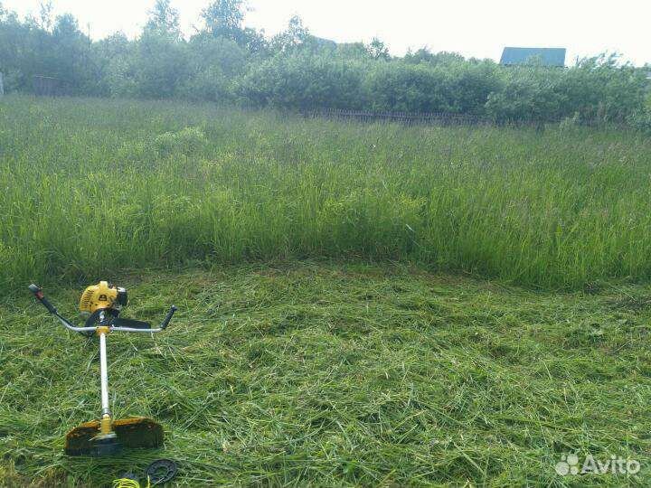 Покос травы триммером