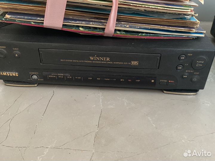 Видеомагнитофон