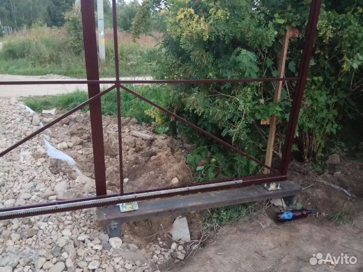 Откатные ворота,калитки,Заборы под ключ