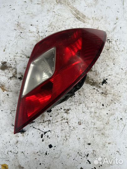 Фонарь задний правый на opel corsa d