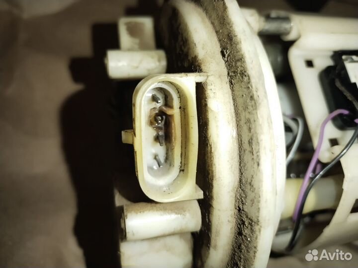 Бензонасос на priora